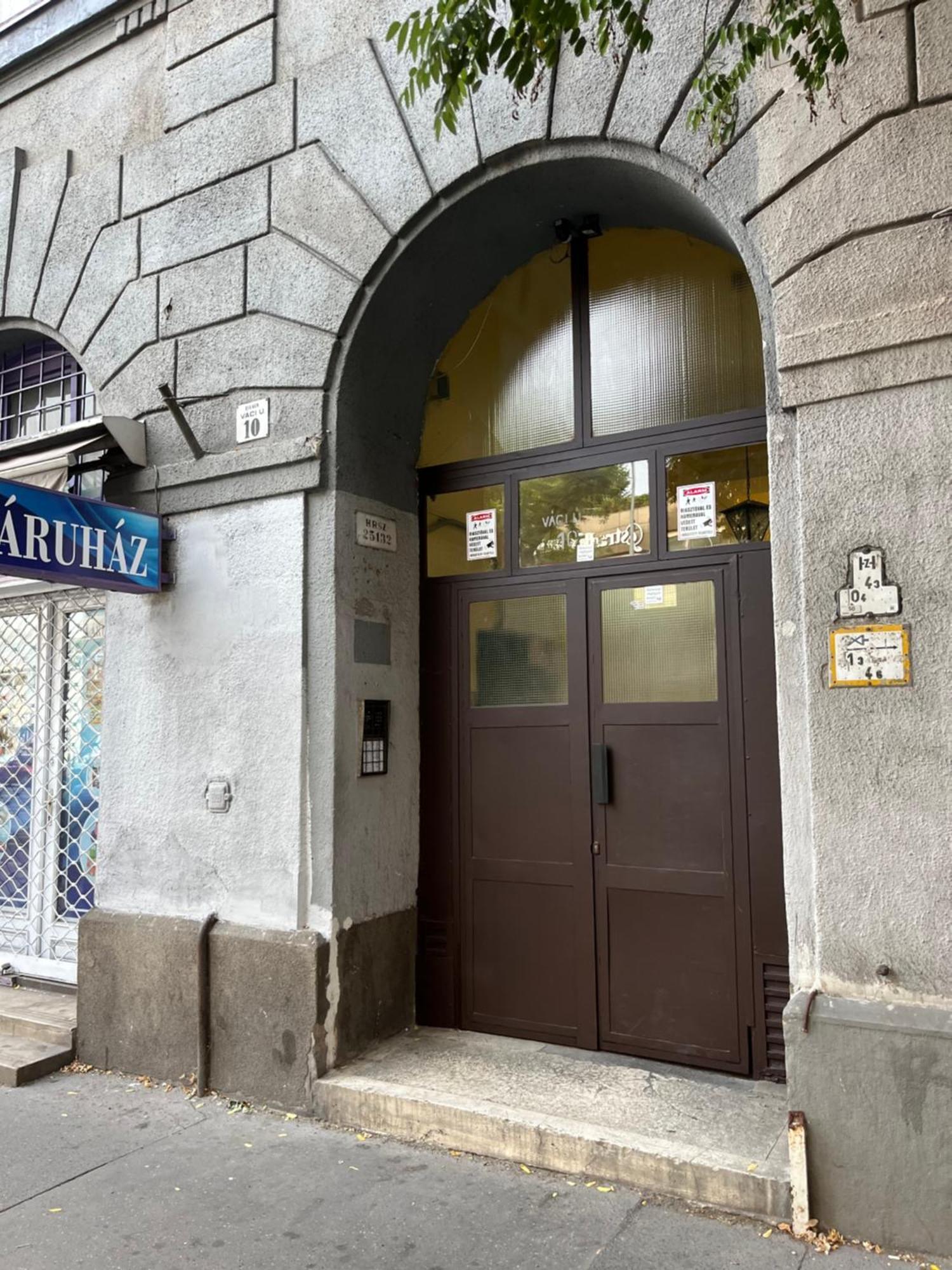 Westend, Budapest
